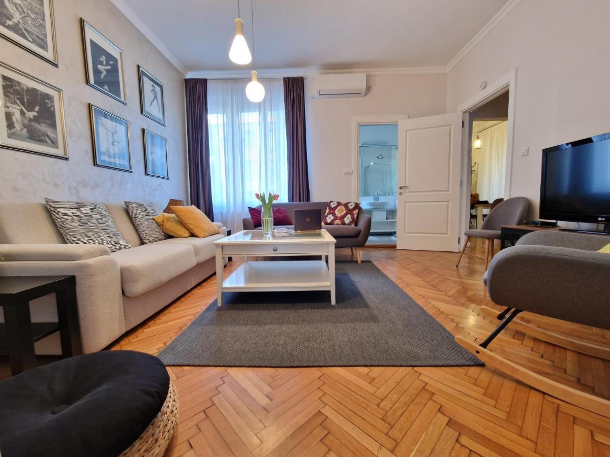 Urban Downtown Apartment